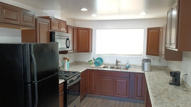 Foto del edificio - 1514 Ewing St
