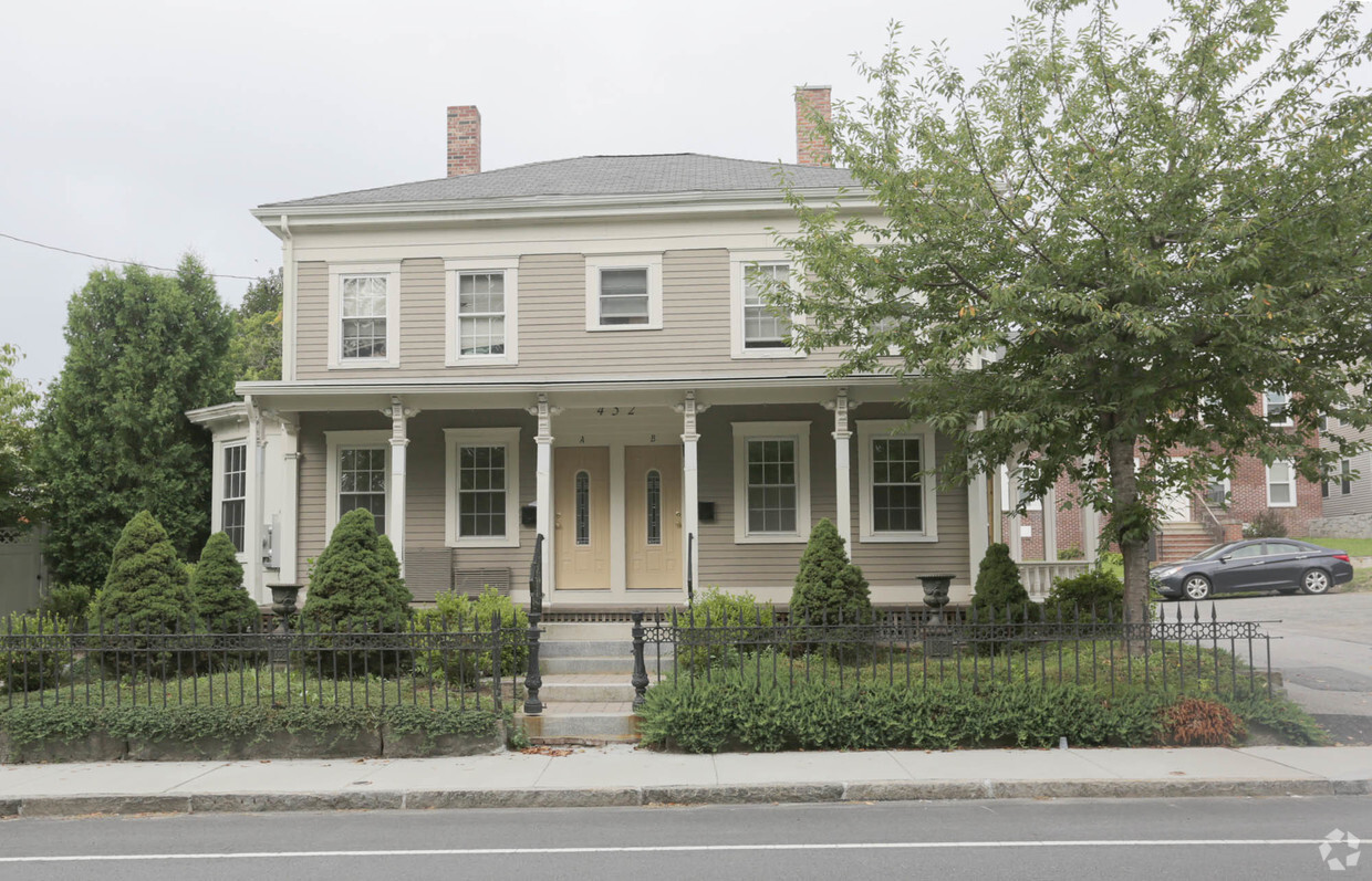 Building Photo - 452-456 Fletcher St