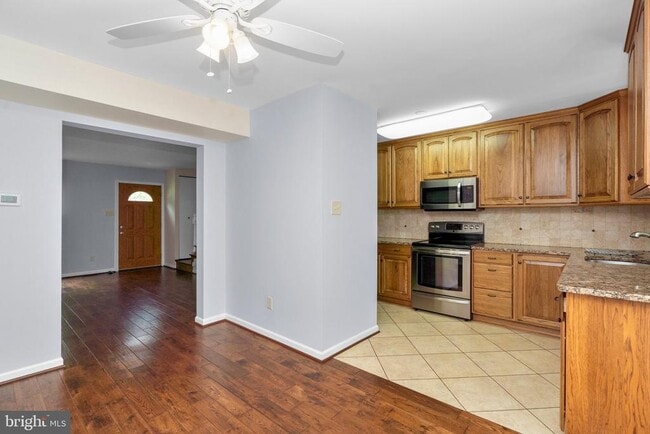 Building Photo - 3411 Santee Rd