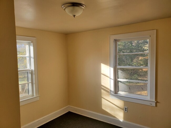 Photo - 2bd/1ba Near Downtown Greenville House