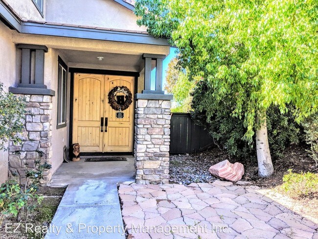 Building Photo - 4 br, 3 bath House - 35405 El Diamante Dr