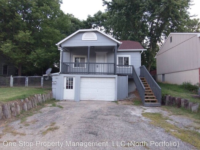 Building Photo - 2 br, 1 bath House - 11208 E 10th Street