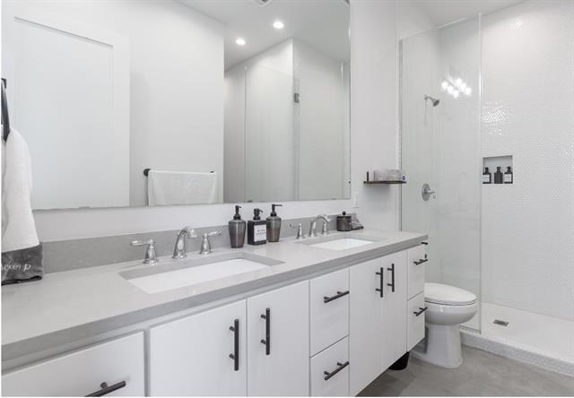 Foto del edificio - 2351 Spencer Ct