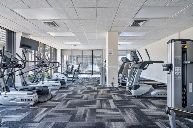 Foto del edificio - 2017 S Ocean Dr