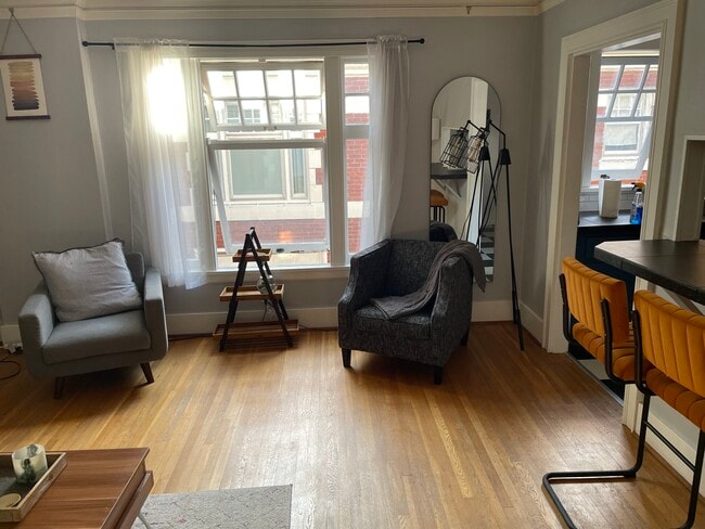 Foto del edificio - 1811 NW Couch St