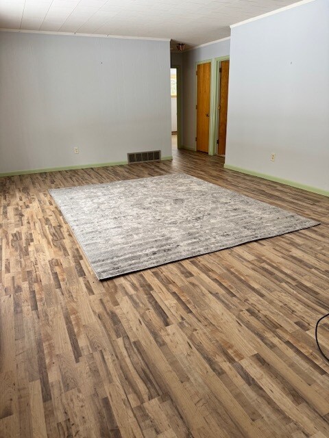 Foto del edificio - 8770 Brunswick Rd