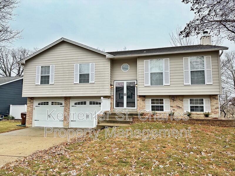 23 Fairfax Dr, St. Peters, MO 63376 House Rental in St. Peters, MO