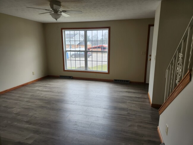 Living room - 1162 Yuma Cir NE