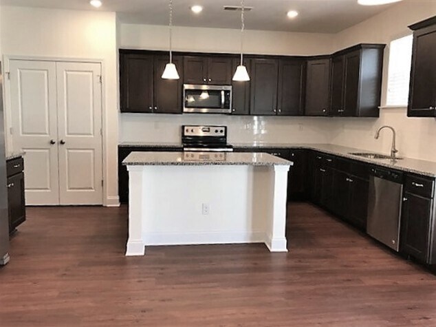 Foto del edificio - 13247 Ashley Meadow Dr