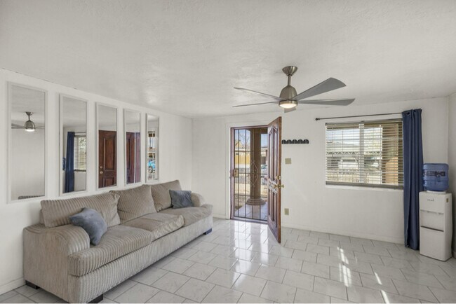 Foto del edificio - 1521 55th St NW