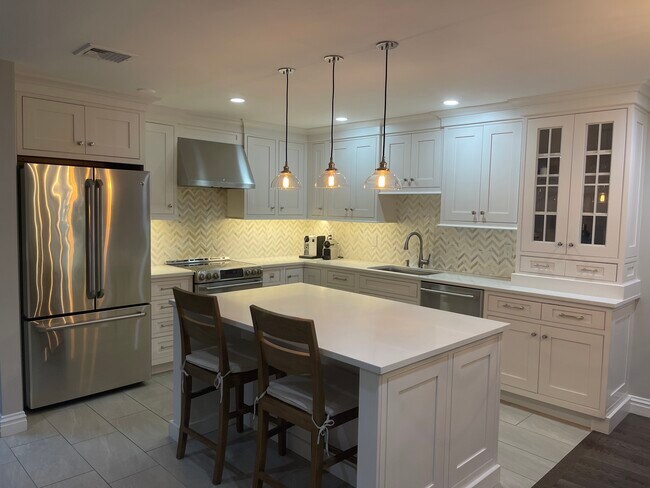 Kitchen - 64 Pheasant Run