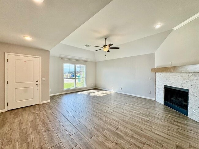 Building Photo - 18305 Autumn Grv Ct