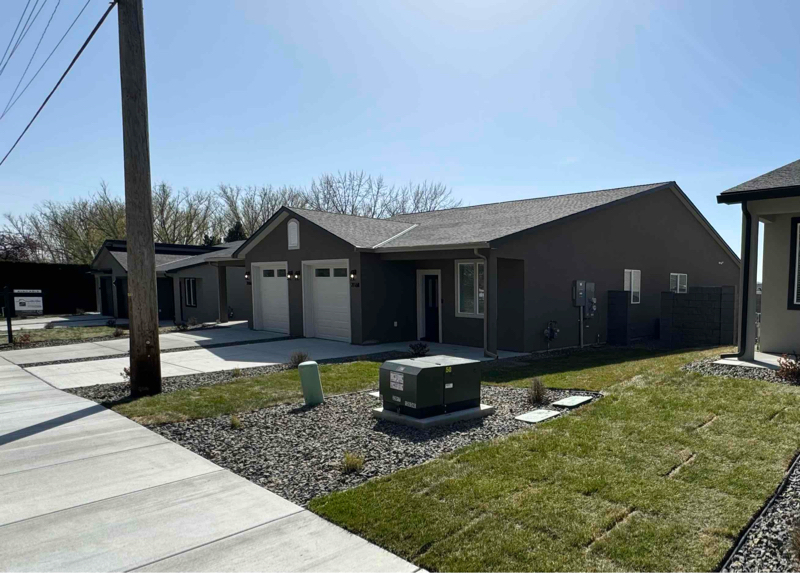 Foto principal - 2116 Rd 52