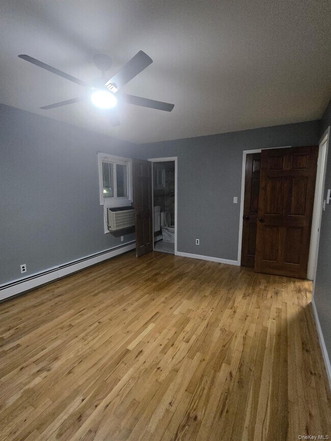 Foto del edificio - 3666 Illona Ln