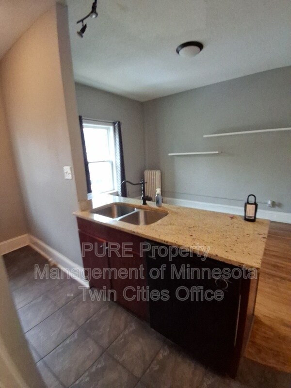 Foto del edificio - 2881 Irving Ave S