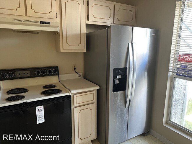 Foto del edificio - 2 br, 2 bath House - 910 Brett Dr. #56