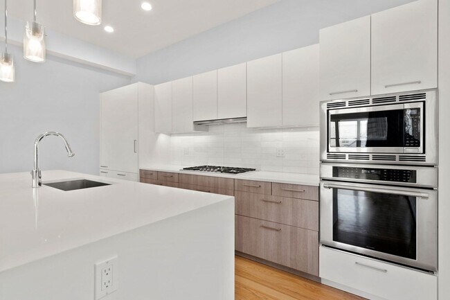 Building Photo - 45 A St