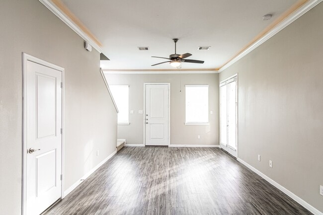 Building Photo - 6434 Upper Leaf Ct