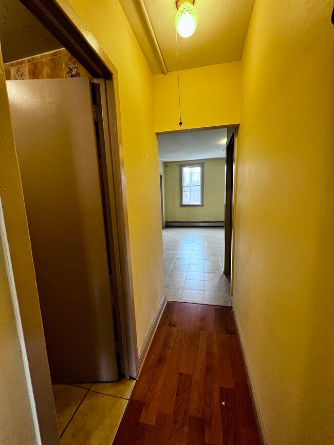 316 5th St Unit 4, Jersey City, NJ 07302 Condo for Rent in Jersey