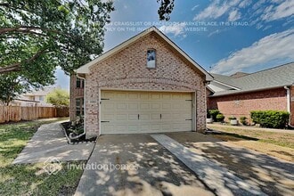 Building Photo - 11705 Ficus Dr