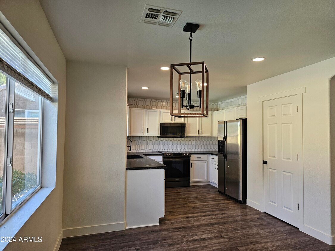 Foto principal - 1012 E Butler Dr
