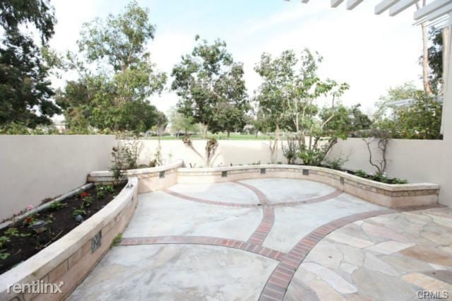 Building Photo - 2 br, 2 bath Townhome - 7 Southwind # 69
