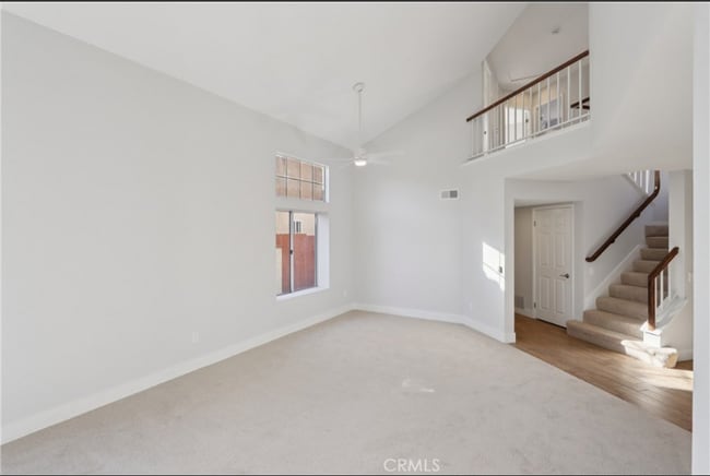 Foto del edificio - 16021 Augusta Dr