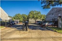 Foto del edificio - 10885 Braes Bend Dr