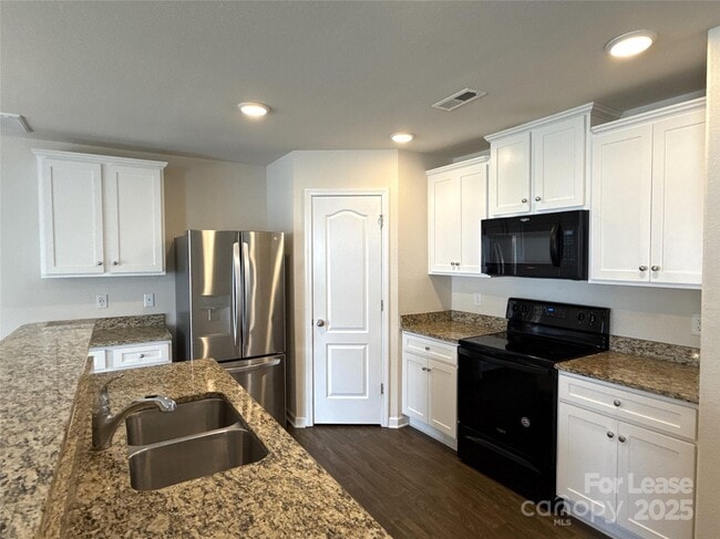 Building Photo - 4022 Rosfield Dr