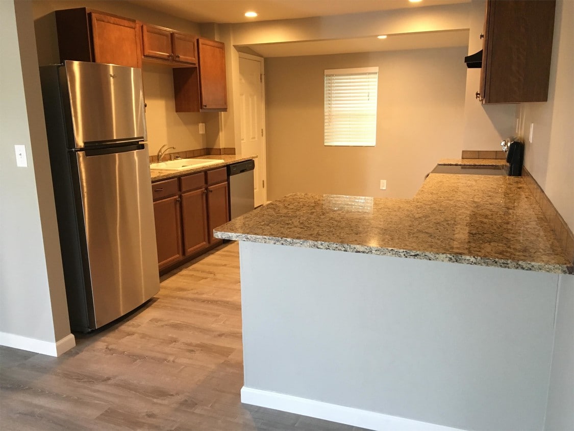 1106 Emerson Dr Unit 06, The Dalles, OR 97058 Room for Rent in The