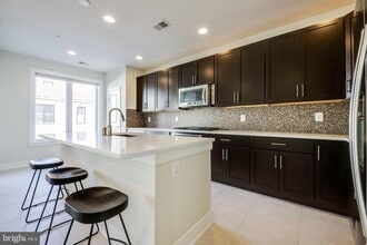 Building Photo - 1224 Main Line Blvd