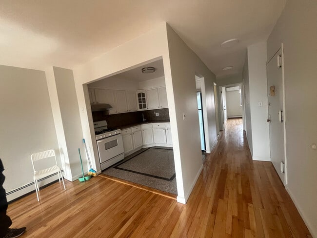 Foto del edificio - 134-30 57th Rd