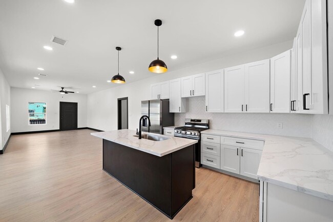 Foto del edificio - 113 Delmar St