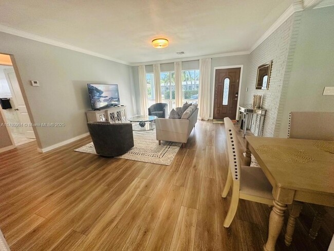 Foto del edificio - 2741 NE 53rd Ct