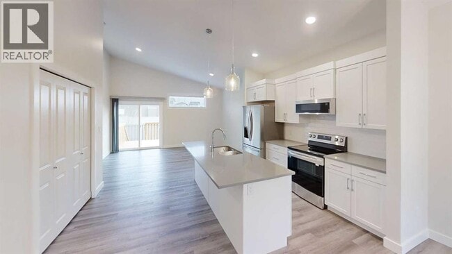 Photo du bâtiment - 13401-13105 105 St