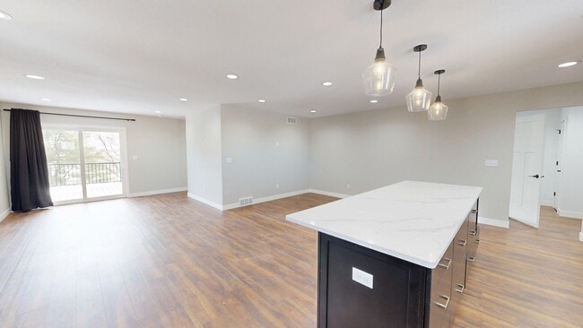 Building Photo - 2 Bedroom Twin Home for Rent