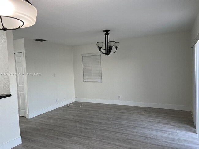Building Photo - 13930 SW 172nd Terrace