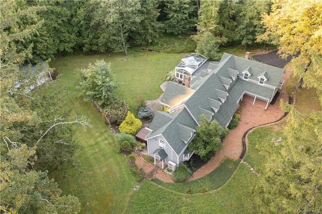 Building Photo - 4 Copeland Dr