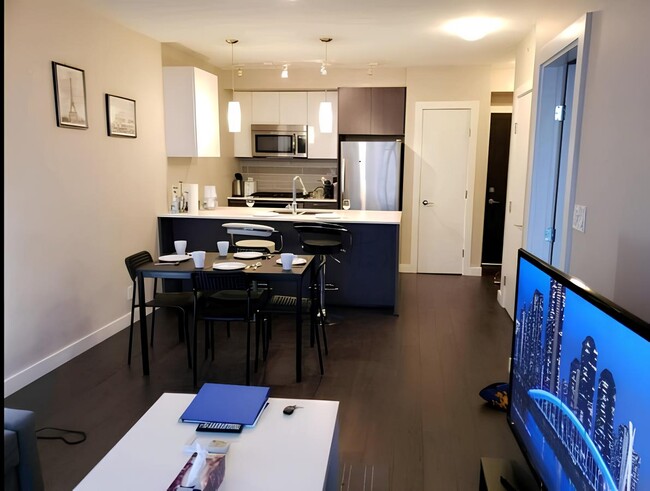 Building Photo - 6971 Elmbridge Way