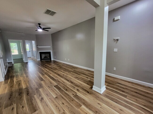 Foto del edificio - 4835 Tangerine Cir