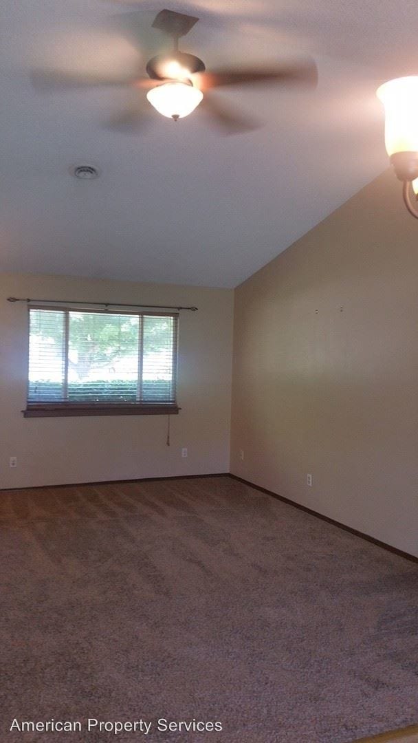 Building Photo - 3 br, 2 bath House - 211 Knoxberry Dr