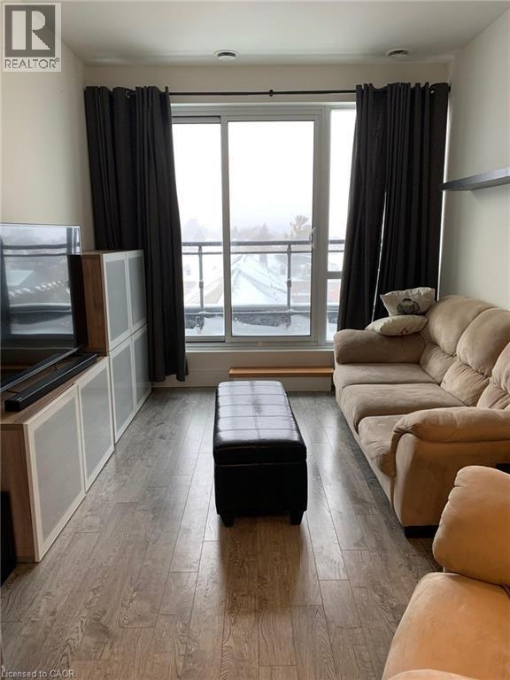 Photo du bâtiment - 15 Prince Albert Blvd