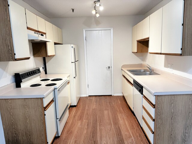 Foto del edificio - 1320 Brook St