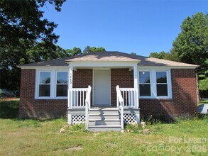 Building Photo - 1750 Patterson St