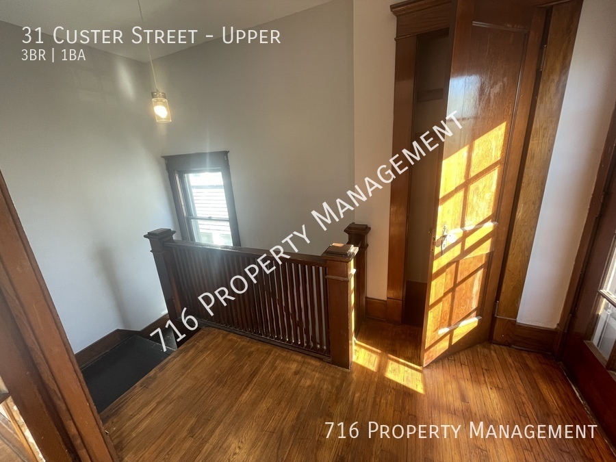 Foto principal - Spacious 3BR Apartment near UB South