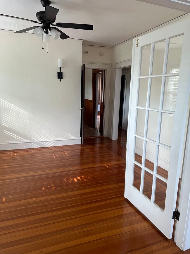 Foto del edificio - 116 6th St