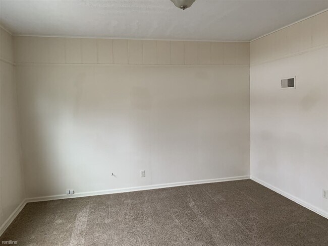 Foto del edificio - 3 br, 1 bath House - 912 W Franklin St