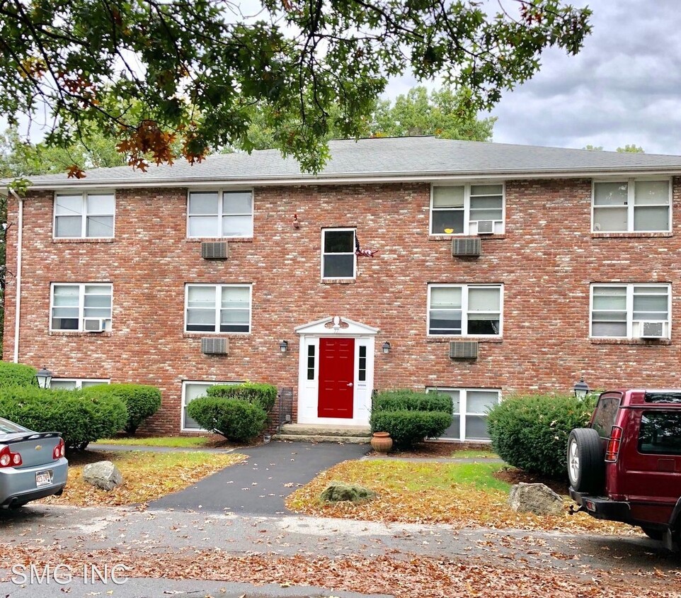 Primary Photo - 77 Bernier St
