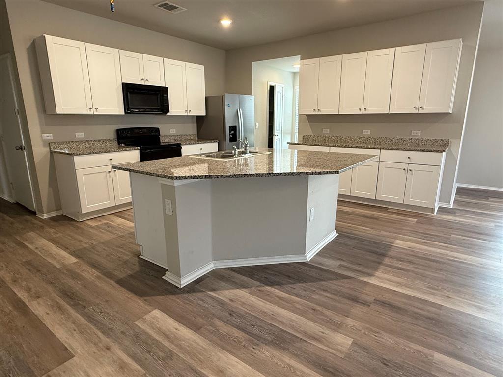 Primary Photo - 6021 Berriweather Dr