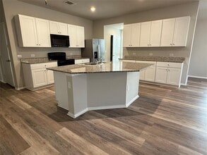 Building Photo - 6021 Berriweather Dr